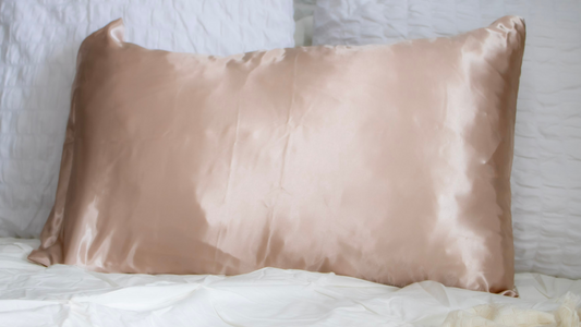 Silky Satin Pillowcase: Champagne