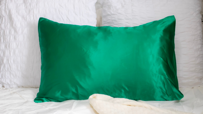 Silky Satin Pillowcase: Emerald